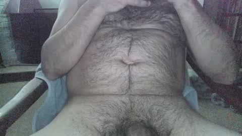 Snapshot of girthyhunguy chatting on January 30, 9:58 pm girthyhunguy online show from January 30, 9:58 pm