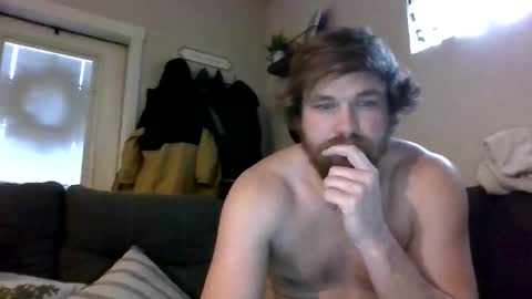 girthystr8 online show from December 21, 9:43 pm