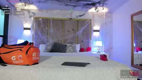     online show from November 2, 11:21 am