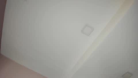     online show from March 5, 11:17 am