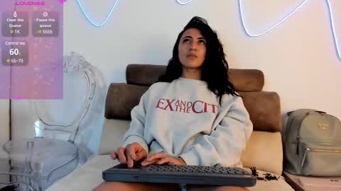 Gisell s online show from February 24, 9:20 pm