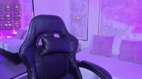 giselle_anelise online show from May 6, 2:06 am