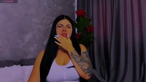 Giulia online show from June 19, 5:35 am