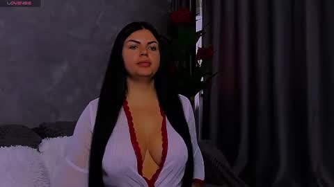 Giulia online show from June 22, 3:12 am