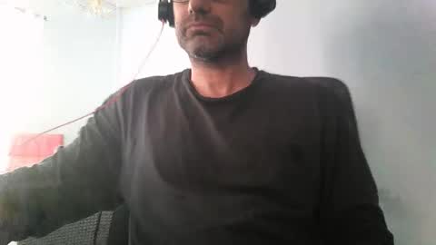 gjustaguym online show from April 10, 8:41 am