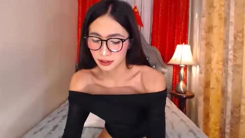 gleiahong online show from November 1, 11:59 pm