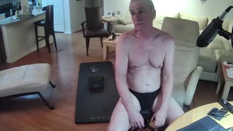 glennbitch online show from October 2, 4:22 am