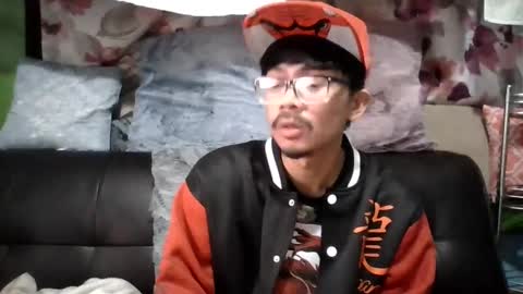 glennbunnylovedaddy69 online show from September 9, 12:27 pm