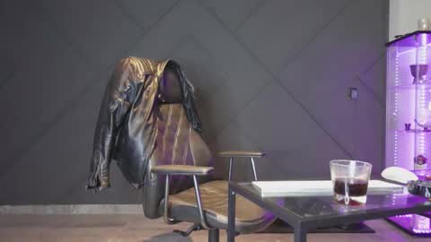 Matthew .. for short call me Matt online show from March 9, 10:03 pm