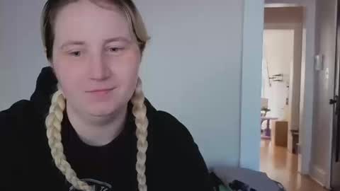 Glitch online show from October 12, 2:42 pm