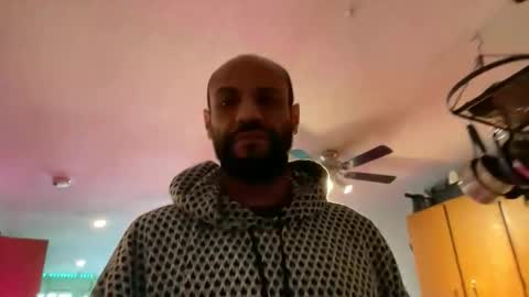 globalmovement online show from December 2, 7:12 pm