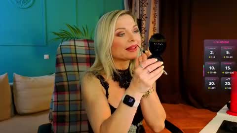 Gloria online show from July 14, 11:05 am
