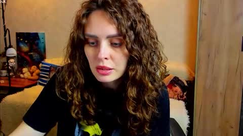 Snapshot of gloria_wood chatting on October 21, 6:33 pm Gloria Wood online show from October 21, 6:33 pm