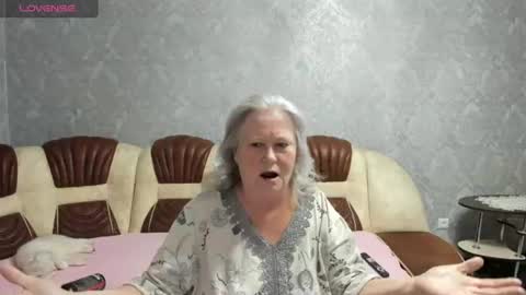 Gloriasguirt online show from June 29, 5:56 pm