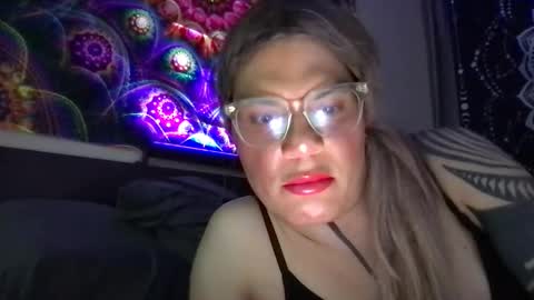 Glow Goddess online show from December 16, 3:46 am