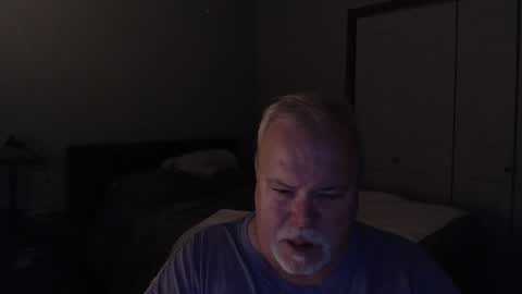 gmctruckguy online show from December 12, 11:36 pm