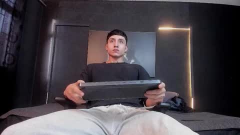 steven online show from October 14, 11:24 am