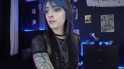 Snapshot of goddess_mortem chatting on January 17, 11:40 pm Mortem model independientfollow me on my telegram channel online show from January 17, 11:40 pm
