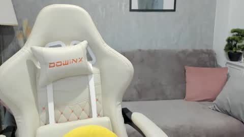 Mistress online show from November 29, 8:44 am