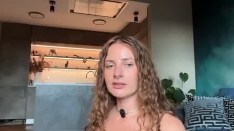 goddessmiamuse online show from June 12, 7:24 pm