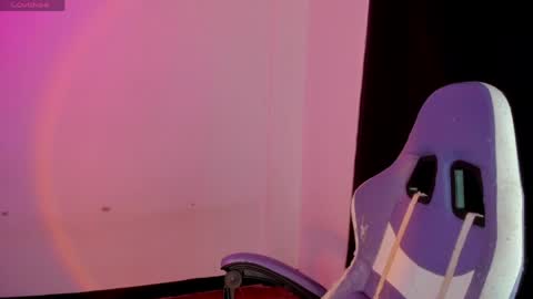 goddest_perseus_ online show from May 1, 7:52 pm