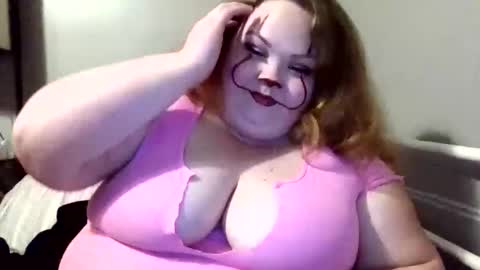 godessisabella online show from October 30, 7:20 am