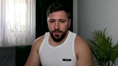 gold_alpha_boy online show from May 10, 12:55 pm