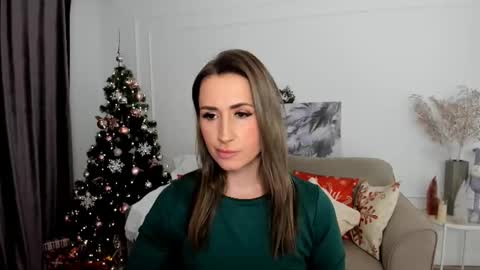 Olivia online show from December 17, 4:08 am