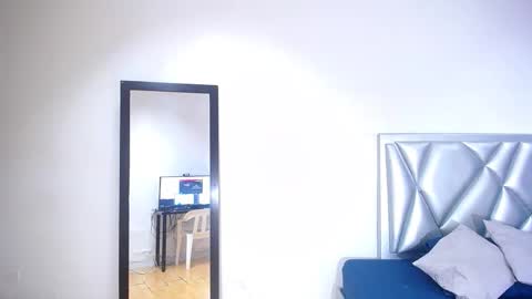 goldenn_ass1 online show from November 18, 3:20 am