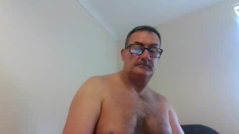 Snapshot of goldenone59 chatting on October 1, 12:04 pm goldenone59 online show from October 1, 12:04 pm