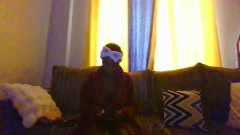 goldiecandy online show from February 13, 8:28 am