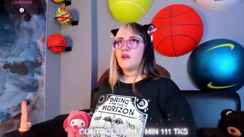 gomory_kitty online show from May 5, 4:35 pm