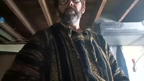 goober1979 online show from April 4, 5:58 am