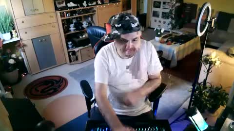 google5001 online show from September 25, 5:47 am