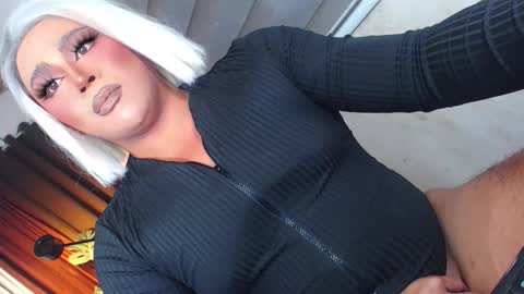 Samantha online show from January 13, 6:37 pm