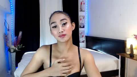 gorgeous_nicole online show from February 12, 10:37 pm