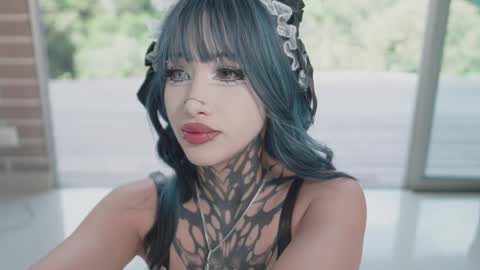 sophie  Special celebration a the beach 300k followers 3011 and 0112   online show from March 7, 8:20 pm