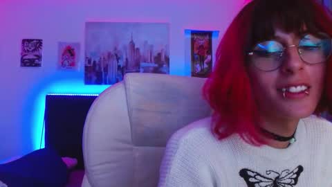 goth_minerva online show from November 27, 4:58 pm