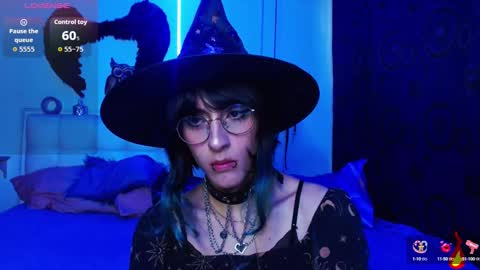 goth_minerva online show from September 10, 1:56 pm