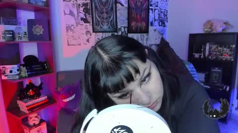 Snapshot of goth_stein chatting on October 2, 3:38 am Engel Please help me to reach 50 thumbs up online show from October 2, 3:38 am