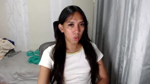 HoneyGrace online show from July 31, 7:42 am