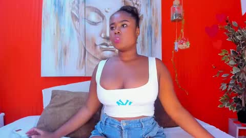 Snapshot of grace_miller19 chatting on February 17, 7:23 pm grace online show from February 17, 7:23 pm