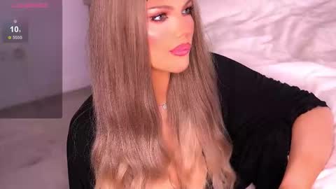 Snapshot of gracianelee chatting on October 12, 3:15 pm Grace online show from October 12, 3:15 pm