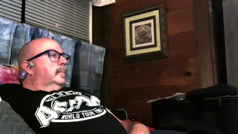 Snapshot of granitebuckeye1969 chatting on October 8, 11:32 pm granitebuckeye1969 online show from October 8, 11:32 pm