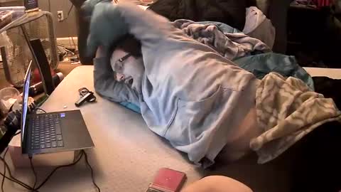 Get US to 1000 you wont be disapointed online show from March 18, 1:55 am