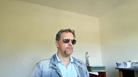 grattitude online show from November 23, 10:19 pm