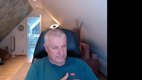 grau197077 online show from July 15, 12:10 pm