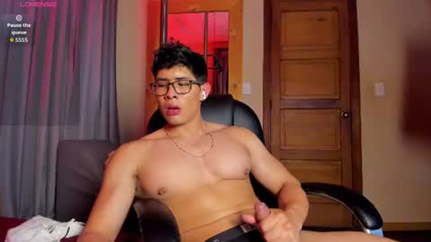 grayandrews online show from June 11, 2:53 am