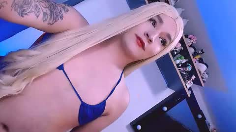 grecia_9inchs online show from November 6, 4:48 am