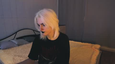 Snapshot of green_tea666 chatting on February 6, 10:58 am Lilith online show from February 6, 10:58 am